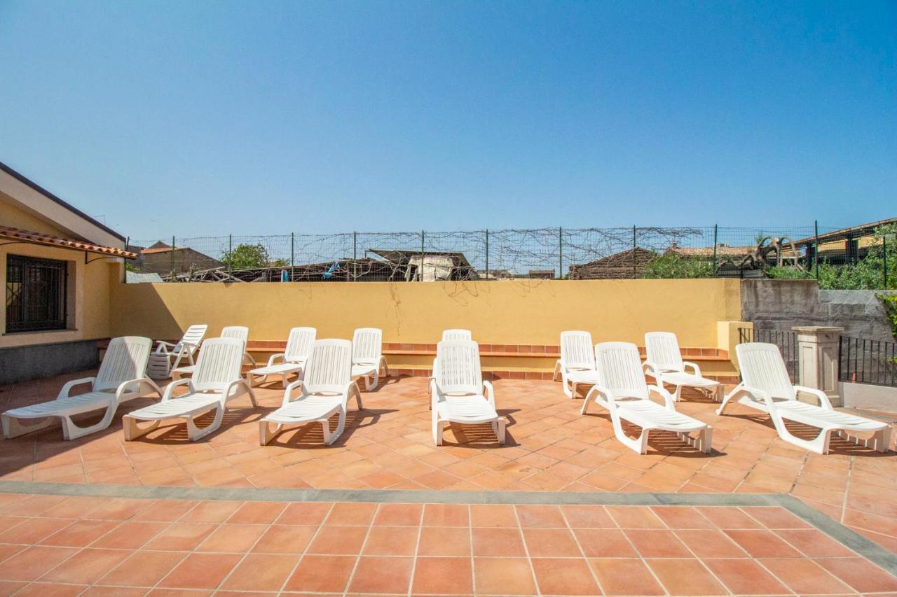 Royal Playa Suite And Apartament -Private Parking- Self Chek Out Catania Bagian luar foto