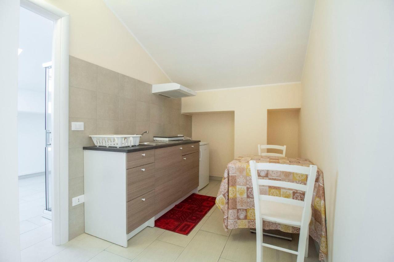 Royal Playa Suite And Apartament -Private Parking- Self Chek Out Catania Bagian luar foto