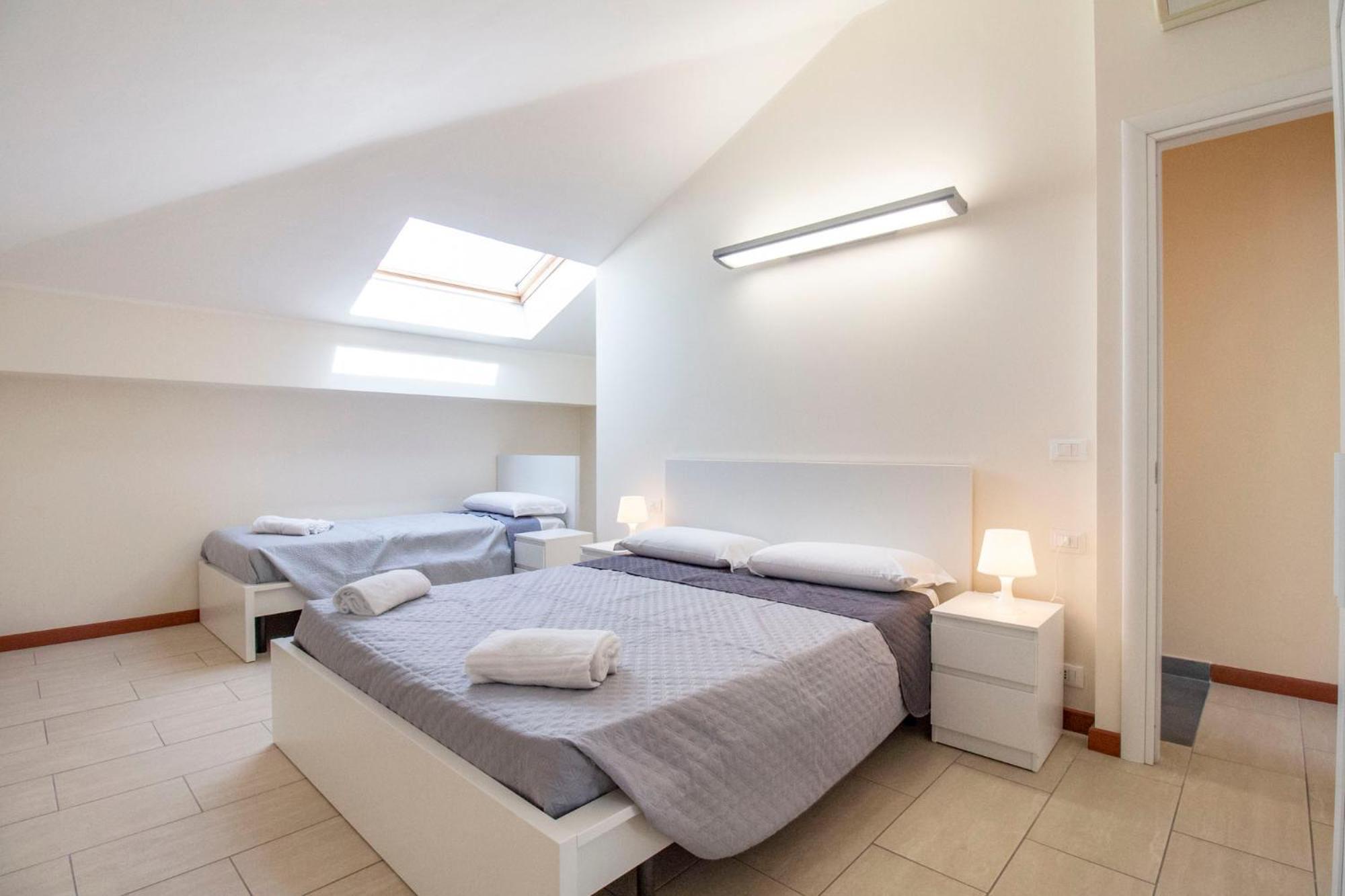 Royal Playa Suite And Apartament -Private Parking- Self Chek Out Catania Bagian luar foto